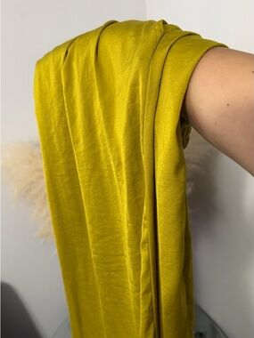 Women's Stretch Satin Trousers in Chartreuse Yellow